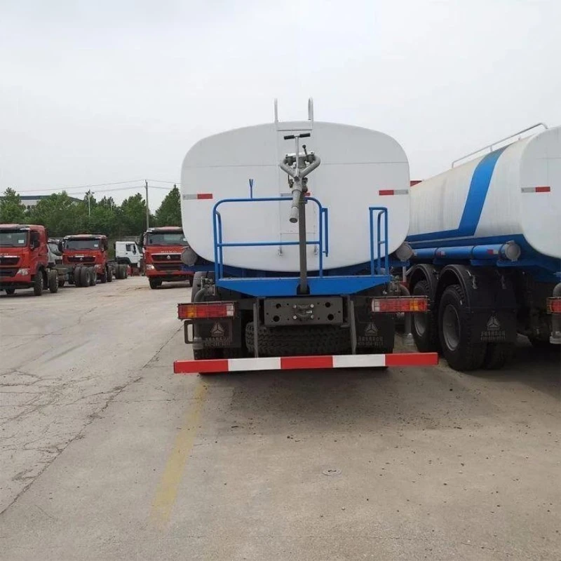 China HOWO 25000 Liter Sprinkler Truck Manufacturers Suppliers Factory