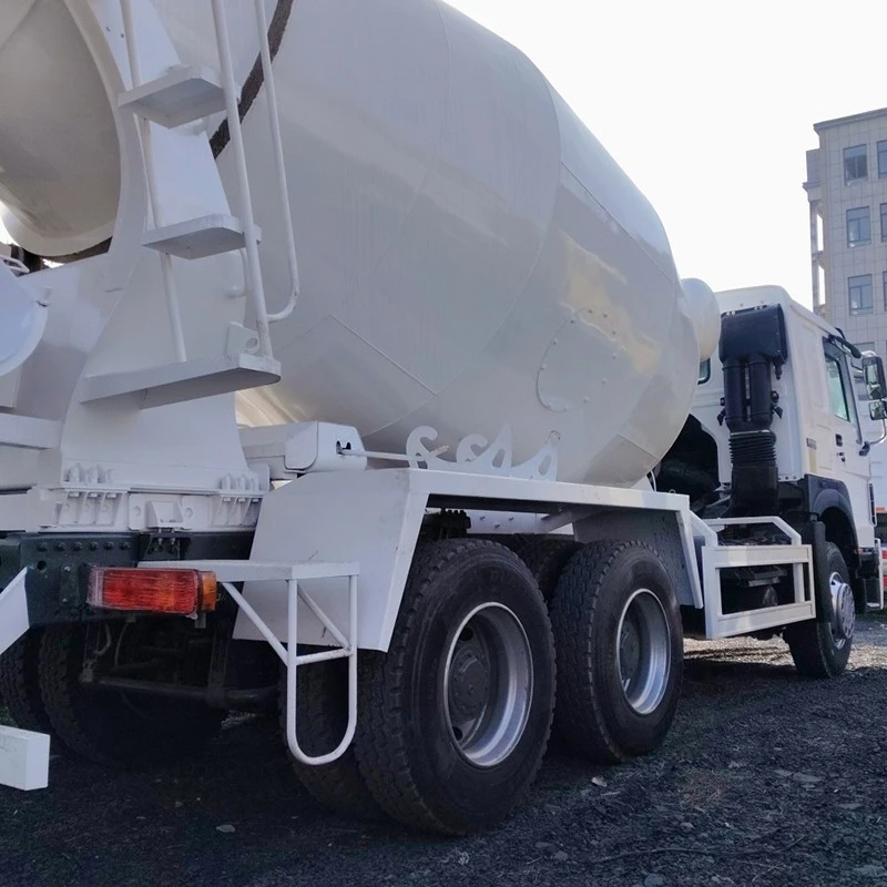 China Customized HOWO 10 Wheel Heavy Concrete Mixer Truck Manufacturers Suppliers Factory