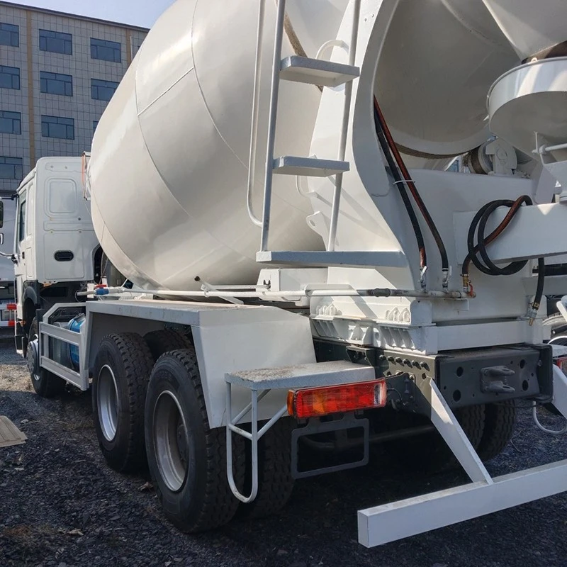 China Customized HOWO 10 Wheel Heavy Concrete Mixer Truck Manufacturers Suppliers Factory