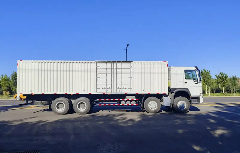Sinotruk HOWO 8X4 Cargo Trucks