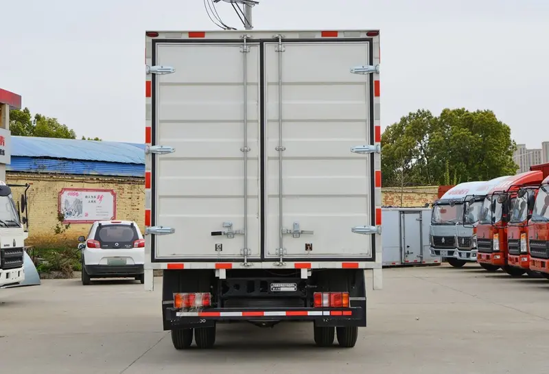 Sinotruk Howo light truck